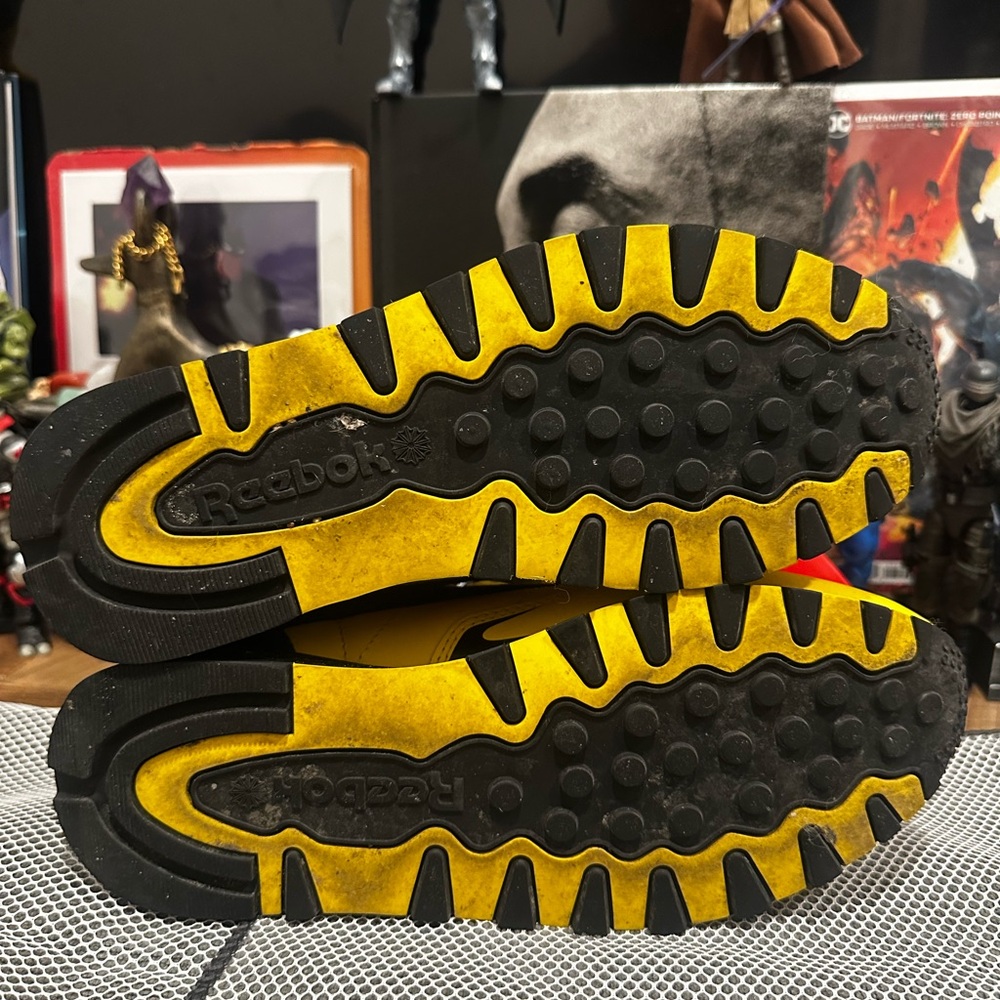 Reebok Wolverine X-Men Classic Leather Sneakers Size 9 - Picture 11 of 11